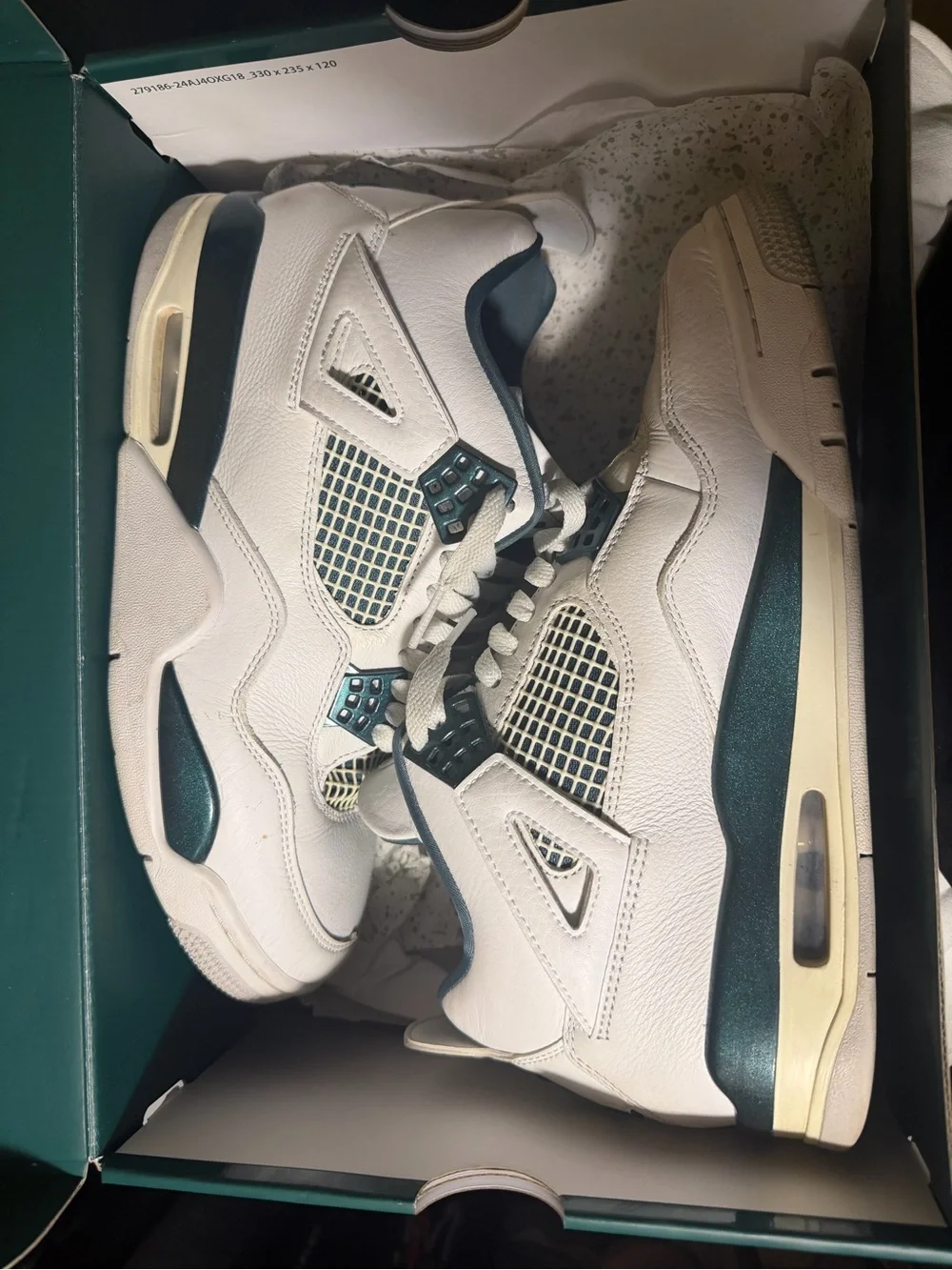 Jordan 4 Retro “oxidized”